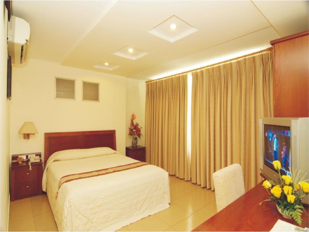 Lac Vien Hotel Хошимин Стая снимка