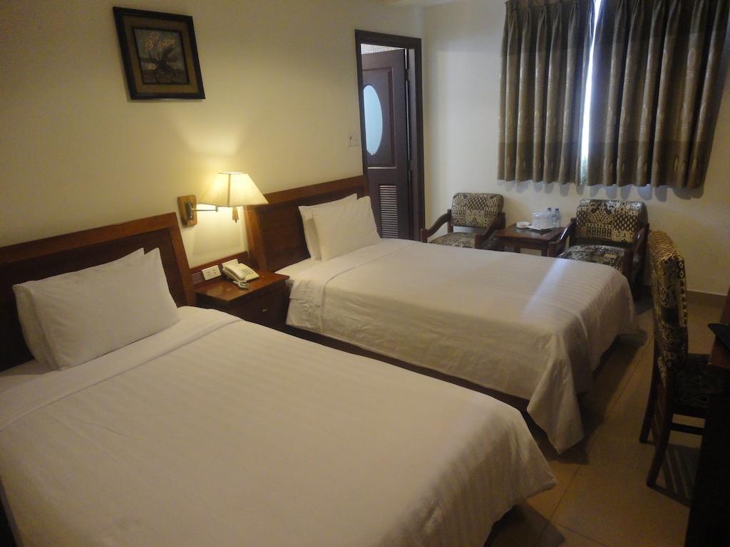 Lac Vien Hotel Хошимин Стая снимка